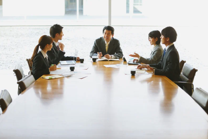結論が出ないまま終わる会議――上司が導く「決断力と調和の８つの秘策」